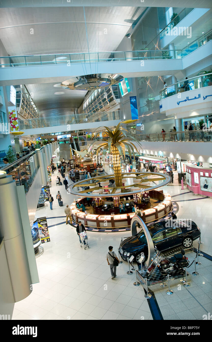 dubai airport departure terminal Stock Photo