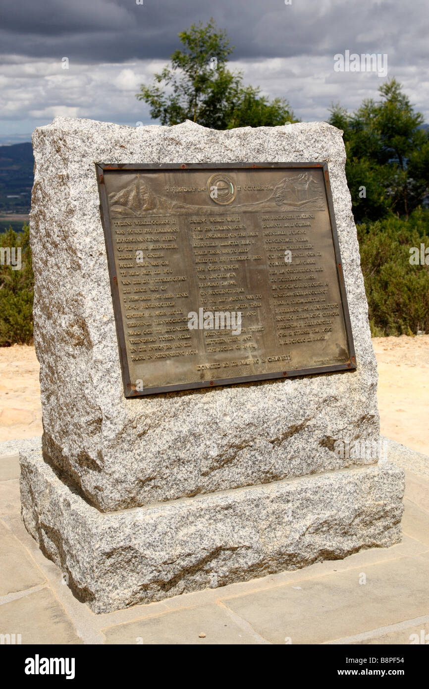 monument to the italian pow's who helped build the du toitskloof pass south africa Stock Photo