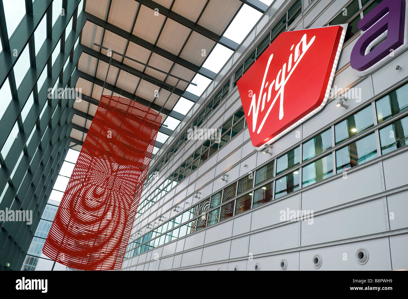 Terminal 3 departures hires stock photography and images Alamy