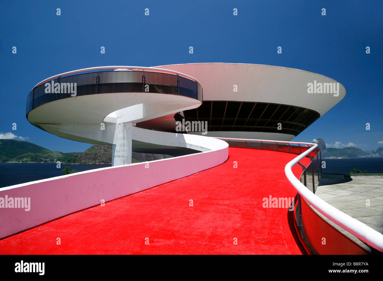 Oscar Niemeyer Niterói Contemporary Art Museum (Museu de Arte Contemporânea de Niterói — MAC) Stock Photo