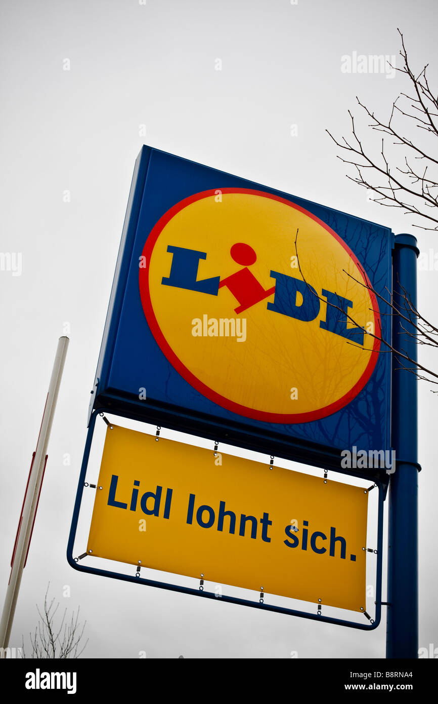 Lidl advert hires stock photography and images Alamy