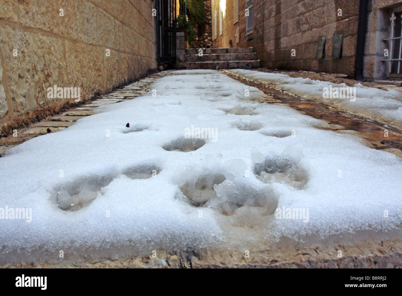 Israel Jerusalem narrow alley covered in snow January 2008 Stock Photo