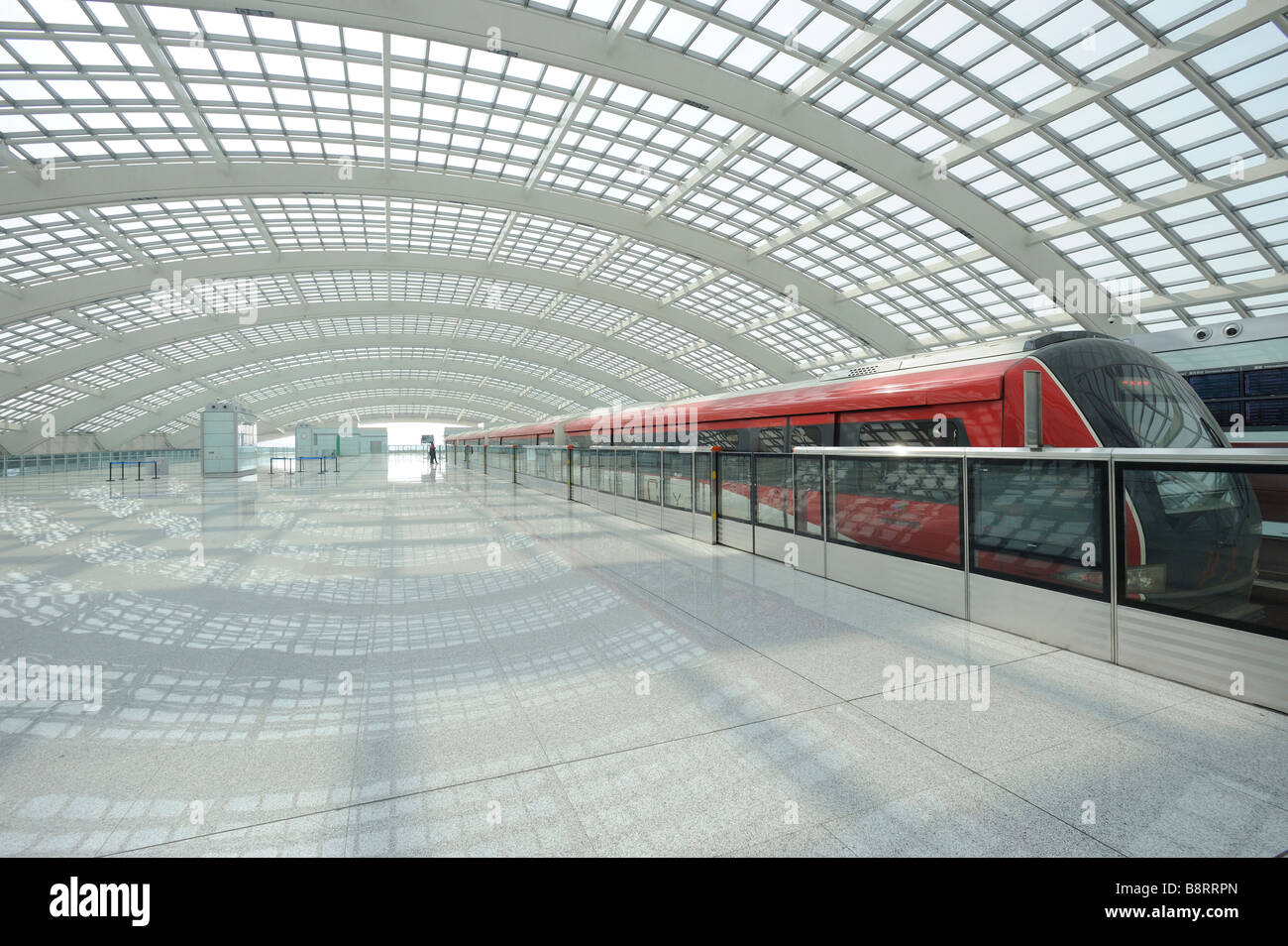 How to get from beijing train station to airport