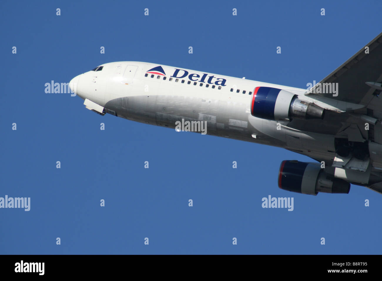 Delta airlines hires stock photography and images Alamy