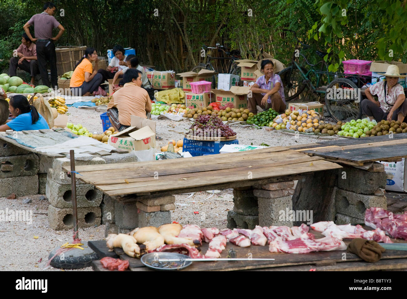 A countryside market near Yangshuo, Guanxi province, southern China Stock Photo