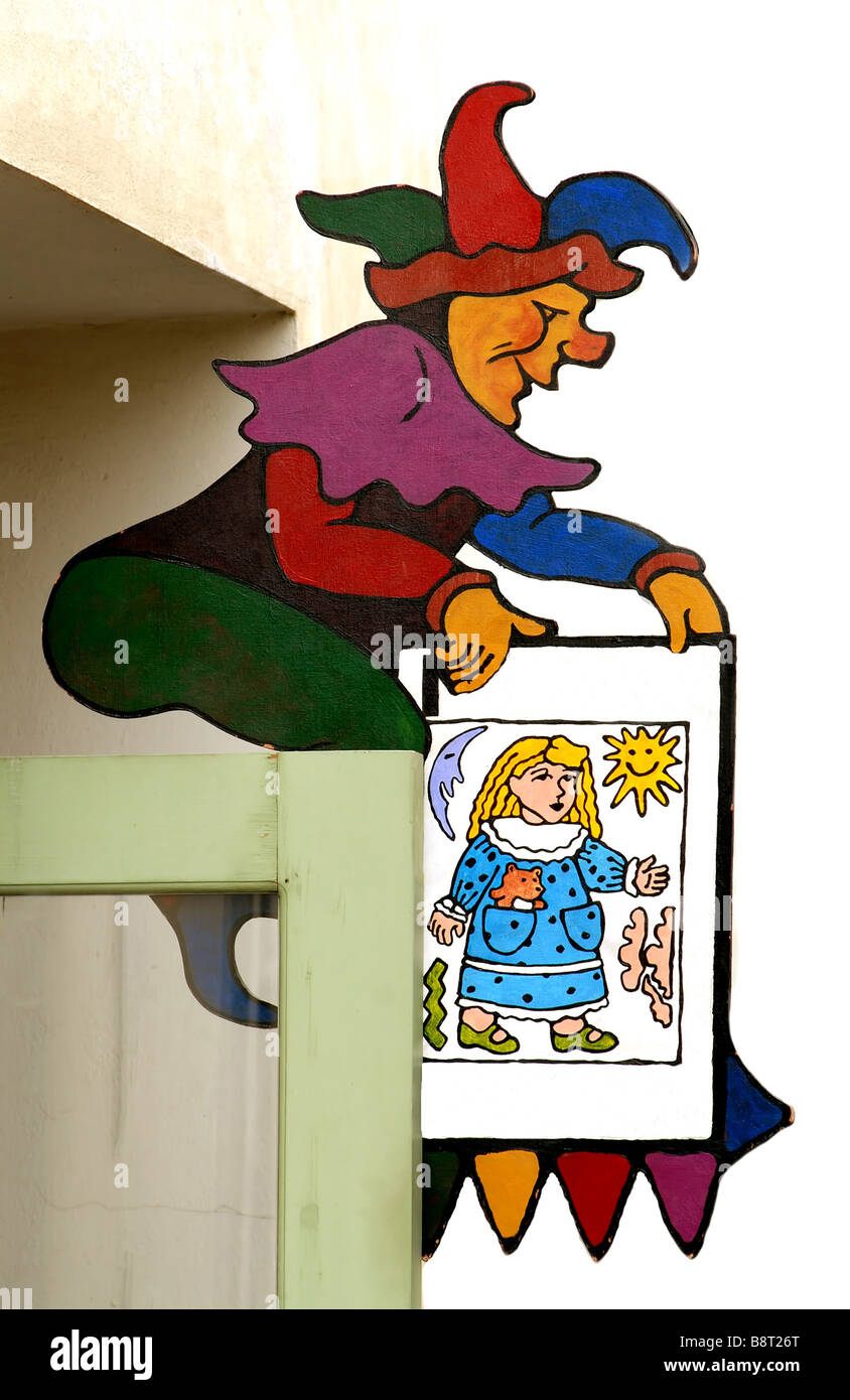 Signs in tallinn hires stock photography and images Alamy