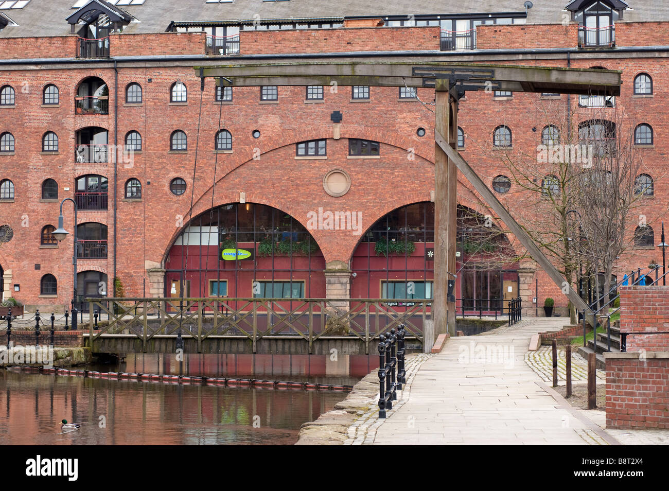 Bascule bridge and Merchants Warehouse at 'Jacksons Wharf', Castlefield, Manchester, England,'Great Britain' Stock Photo