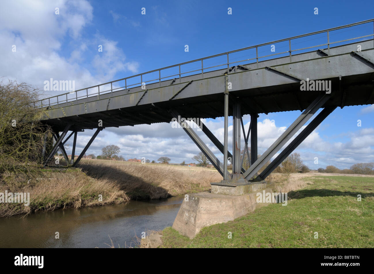 Thomas Telford cast iron aqueduct at Longdon on Tern Shropshire Stock Photo Alamy