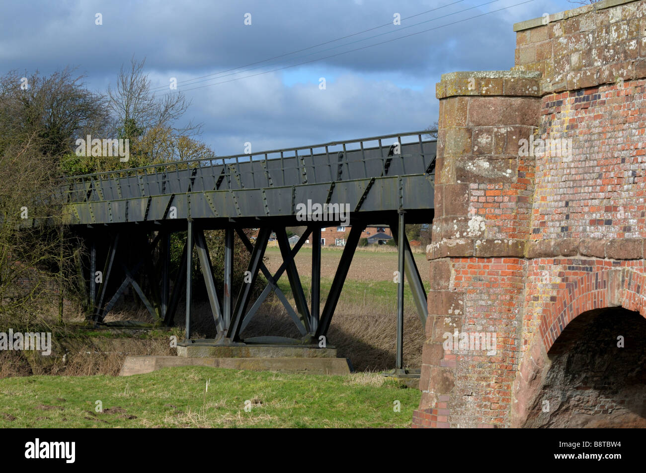 Thomas Telford cast iron aqueduct at Longdon on Tern Shropshire Stock Photo Alamy