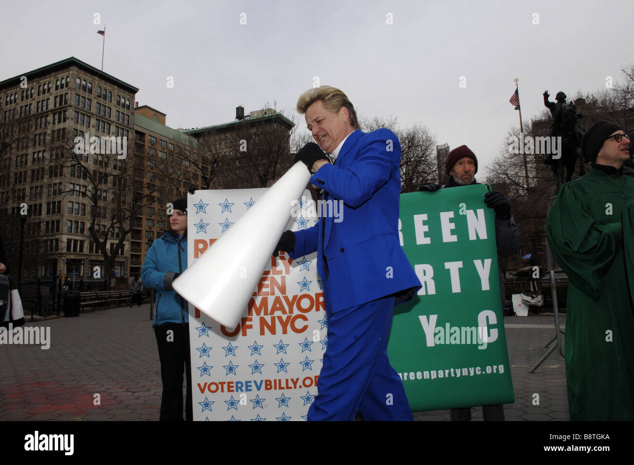 The Reverend Billy announces at Union Square Park in New York his plans to run for mayor Stock Photo