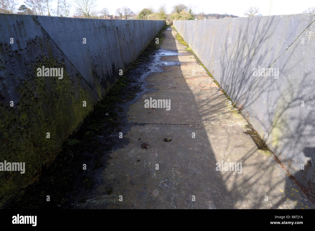 Thomas Telford's cast iron aqueduct at Longdon on Tern, Shropshire, England Stock Photo Alamy