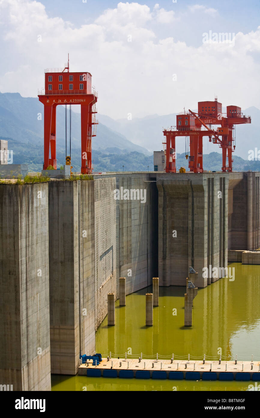 Close view of the Three Gorges Dam on the Yangtze River, Hubei Province ...