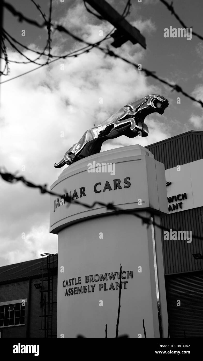 Jaguar cars plant at Castle Bromwich, Birmingham Stock Photo Alamy