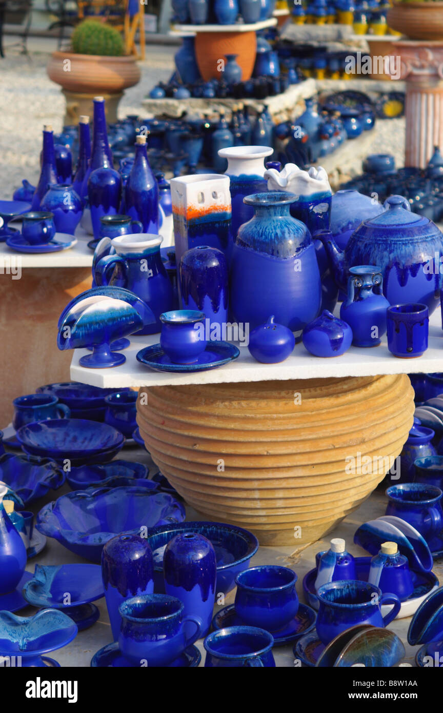 Greek pottery hi-res stock photography and images - Alamy