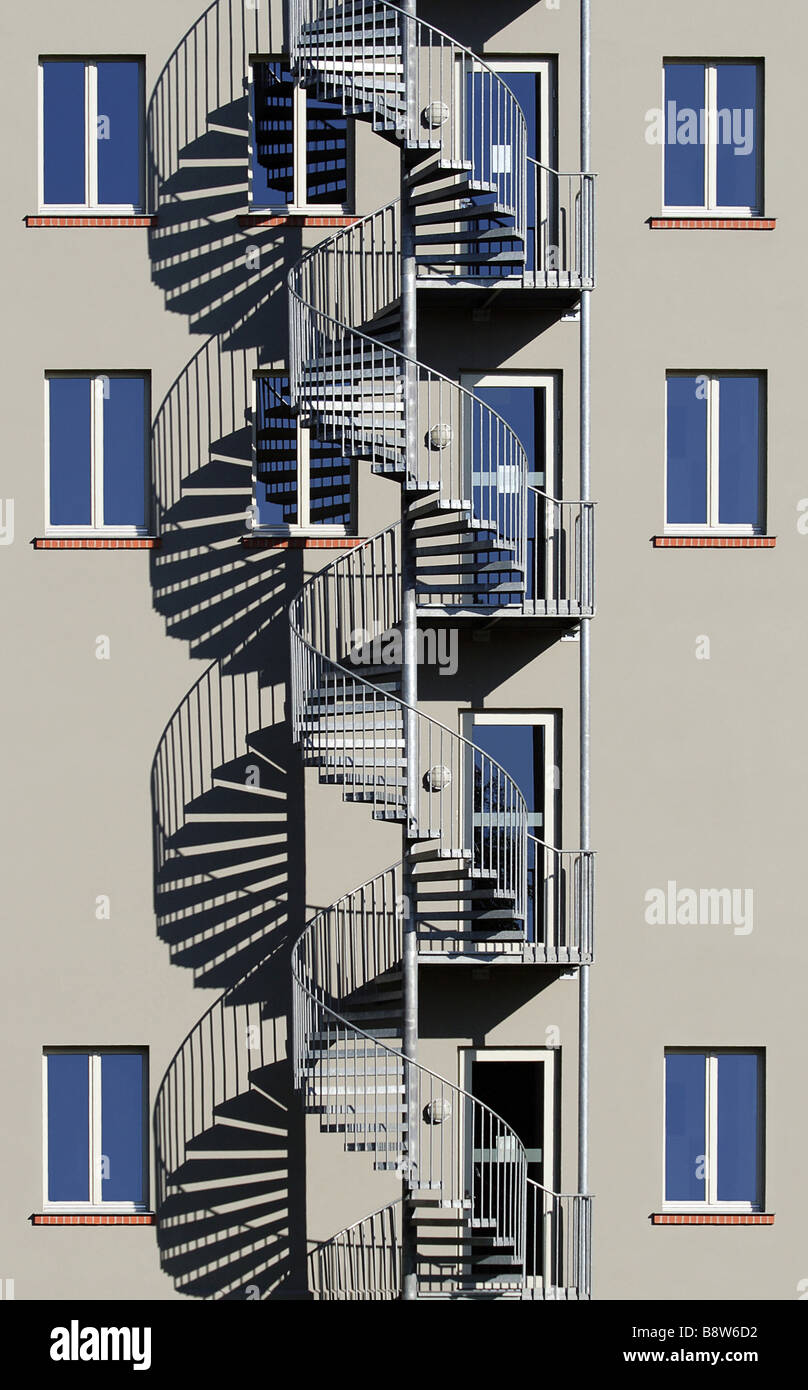 Spiral block hi-res stock photography and images - Alamy