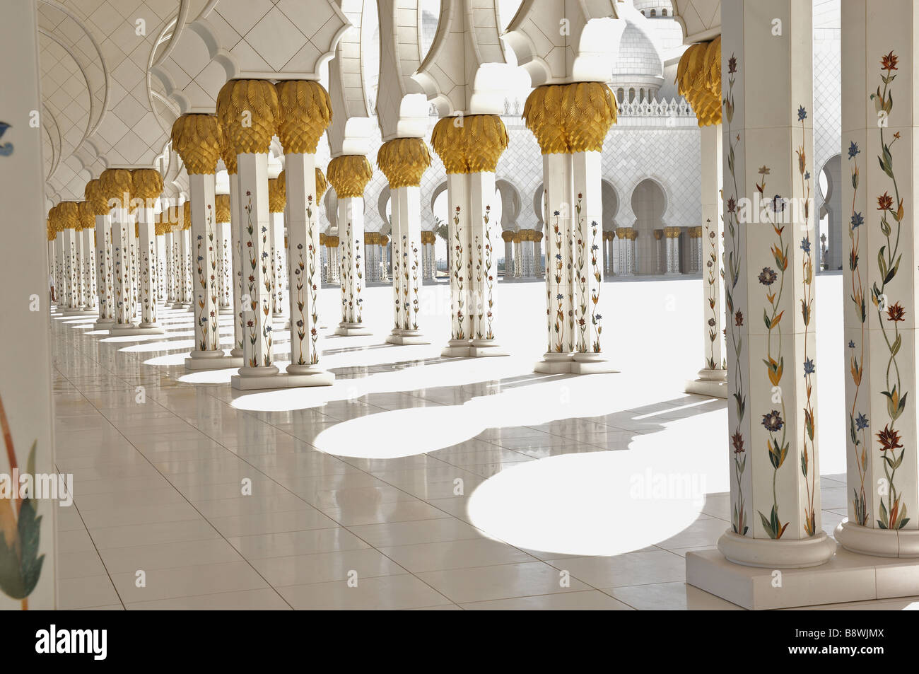 sheikh zayed bin sultan al nahyan mosque abu dhabi Stock Photo