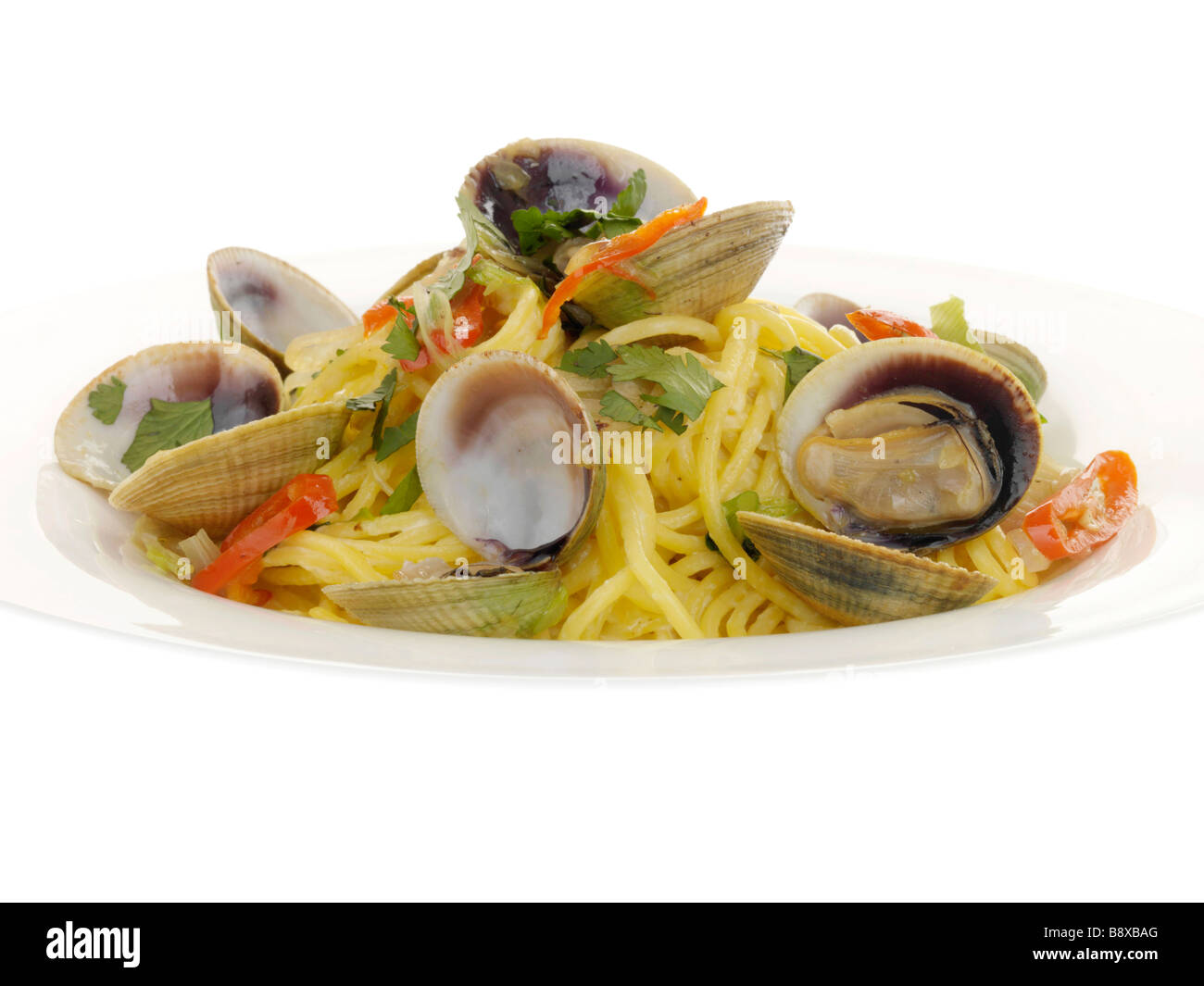 Fresh Clams with Spaghetti and Chilli Stock Photo Alamy