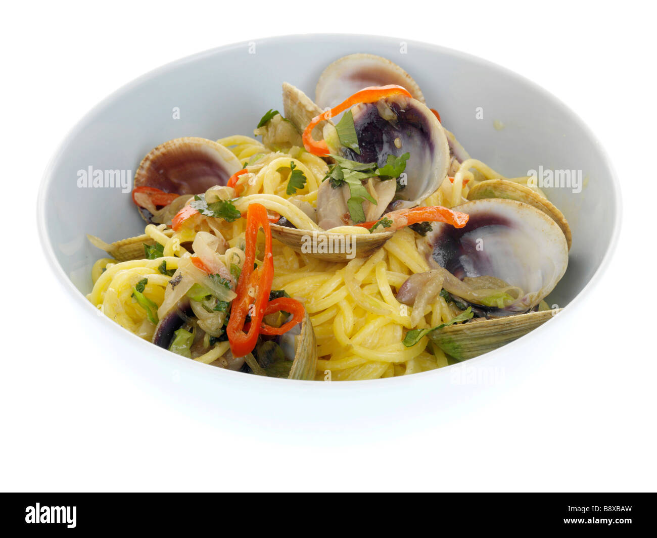 Fresh Clams with Spaghetti and Chilli Stock Photo Alamy