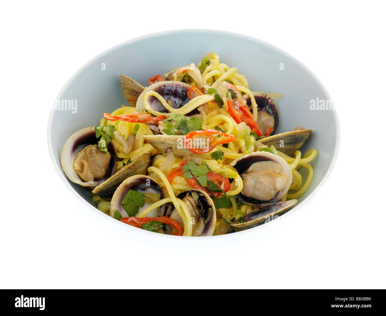 Fresh Clams with Spaghetti and Chilli Stock Photo Alamy