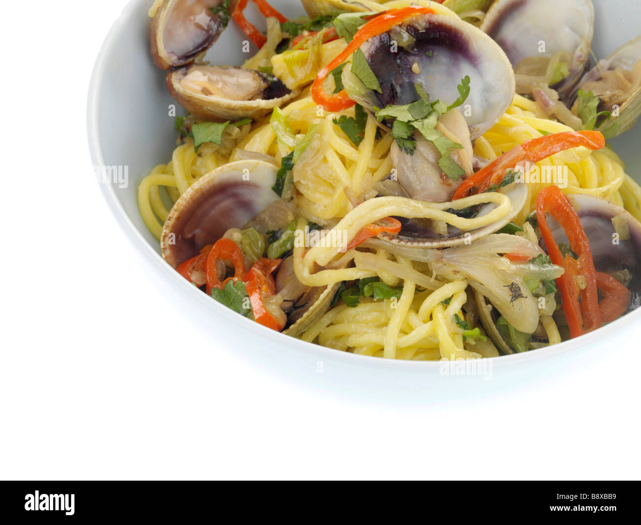 Fresh Clams with Spaghetti and Chilli Stock Photo Alamy