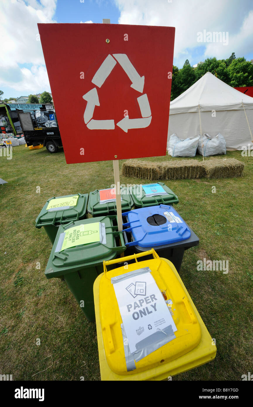 Cardboard recyling waste hires stock photography and images Alamy