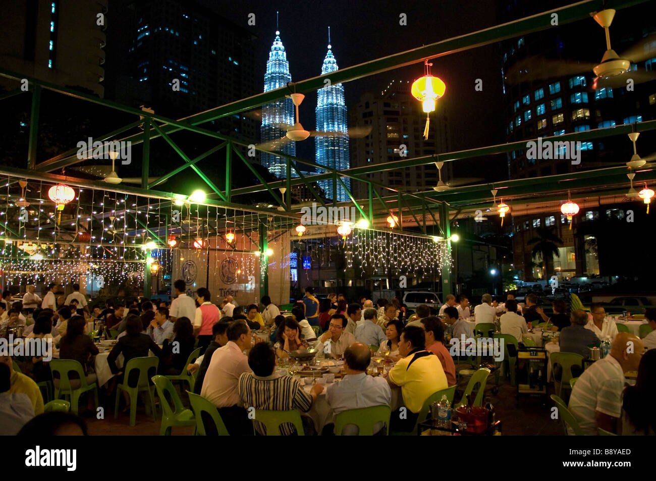 Open Chinese China Restaurant near Petronas Twin Towers ...