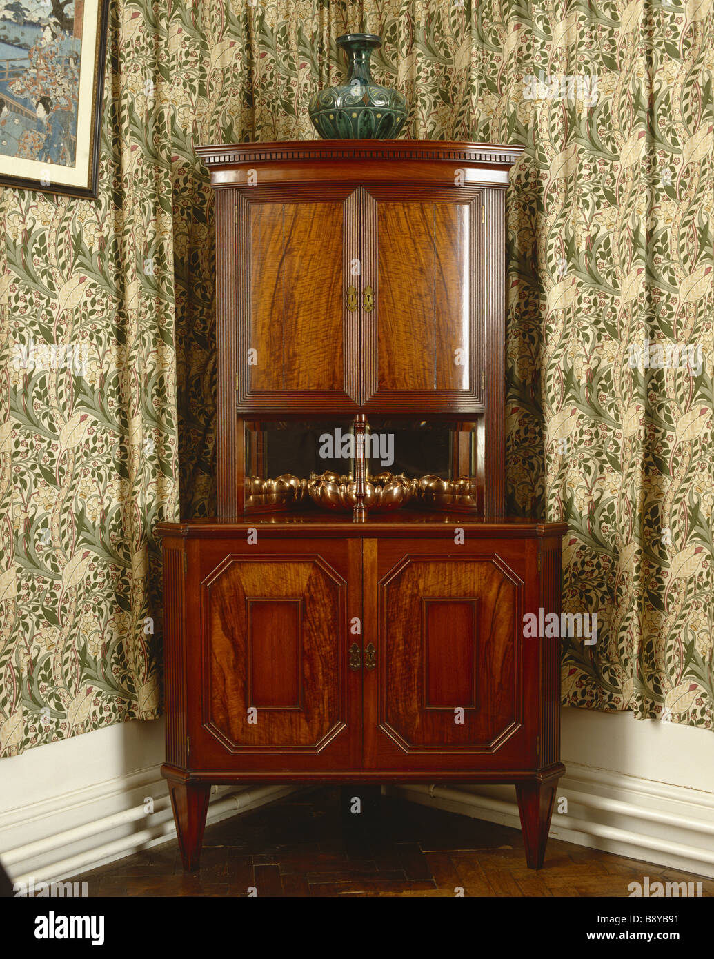Standen interior hi-res stock photography and images - Alamy