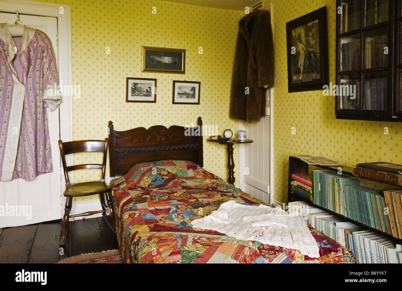 The Yellow Bedroom At Plas Yn Rhiw Pwllheli Gwynedd Stock Photo Alamy