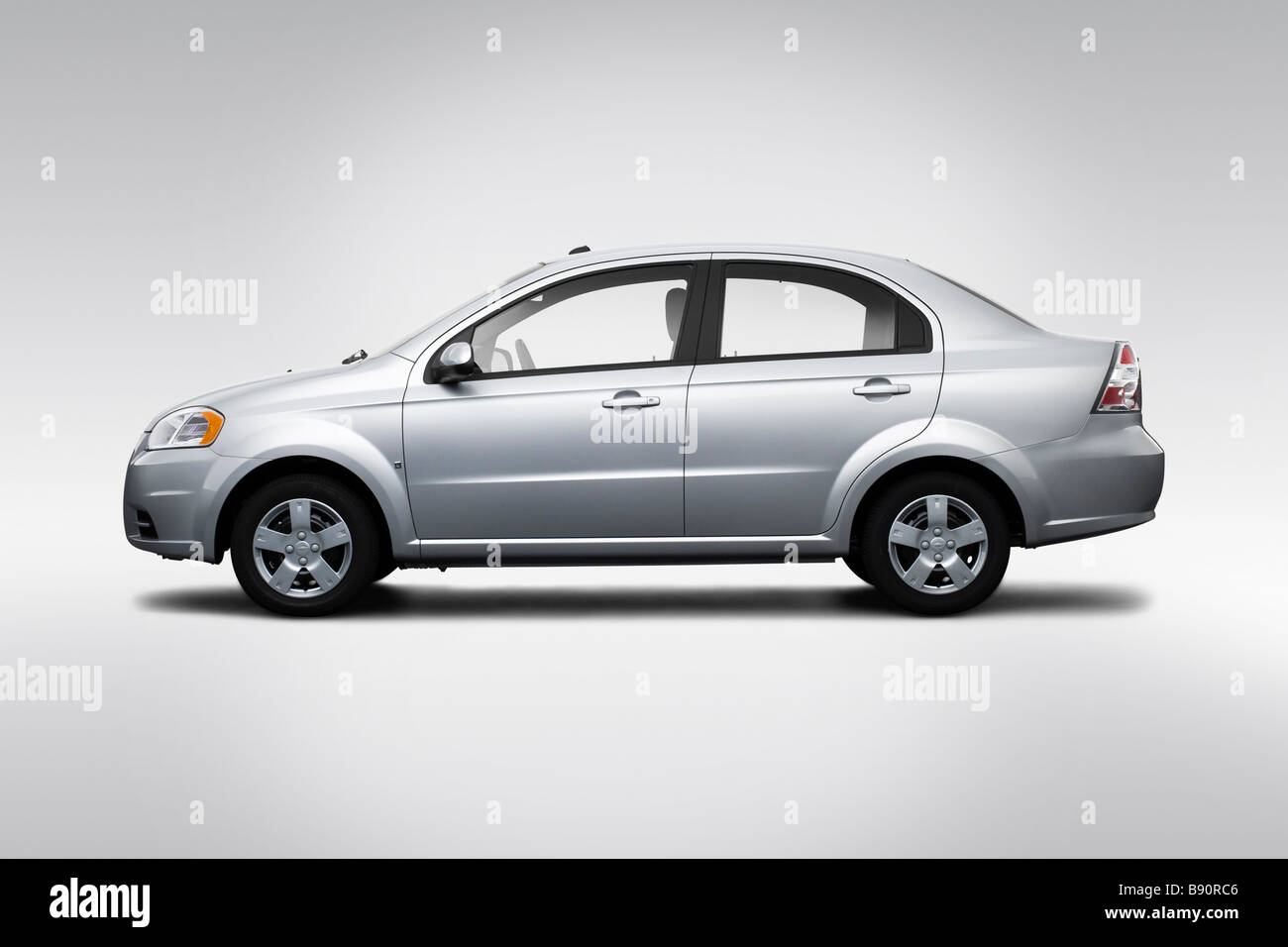 Chevrolet aveo hi-res stock photography and images - Alamy