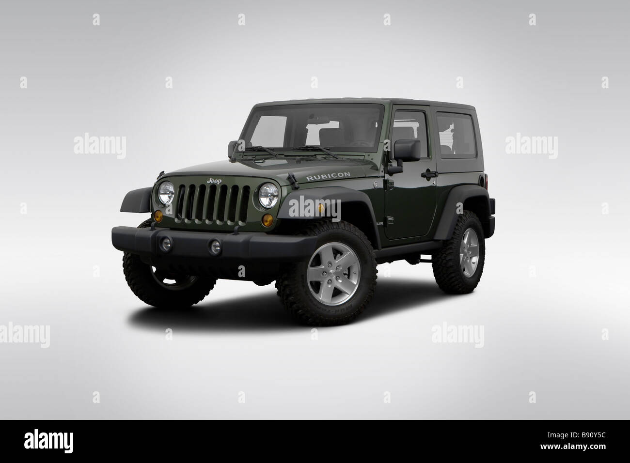 2009 Jeep Wrangler Rubicon in Green - Front angle view