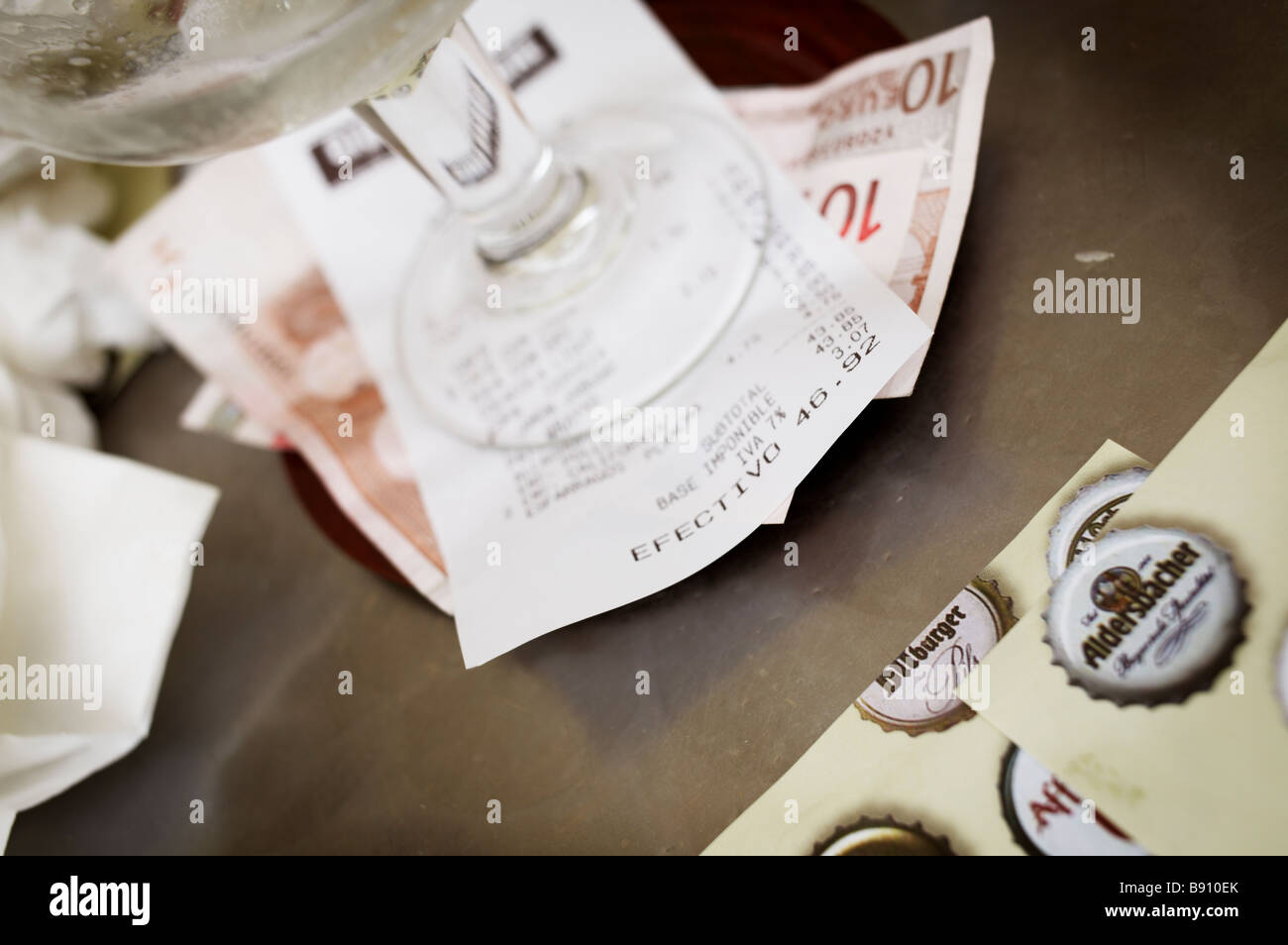 Bill payment light hires stock photography and images Alamy