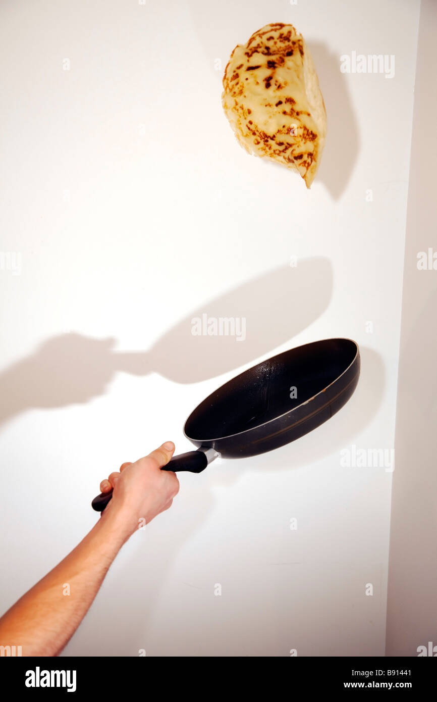 Pancake tossing hires stock photography and images Alamy