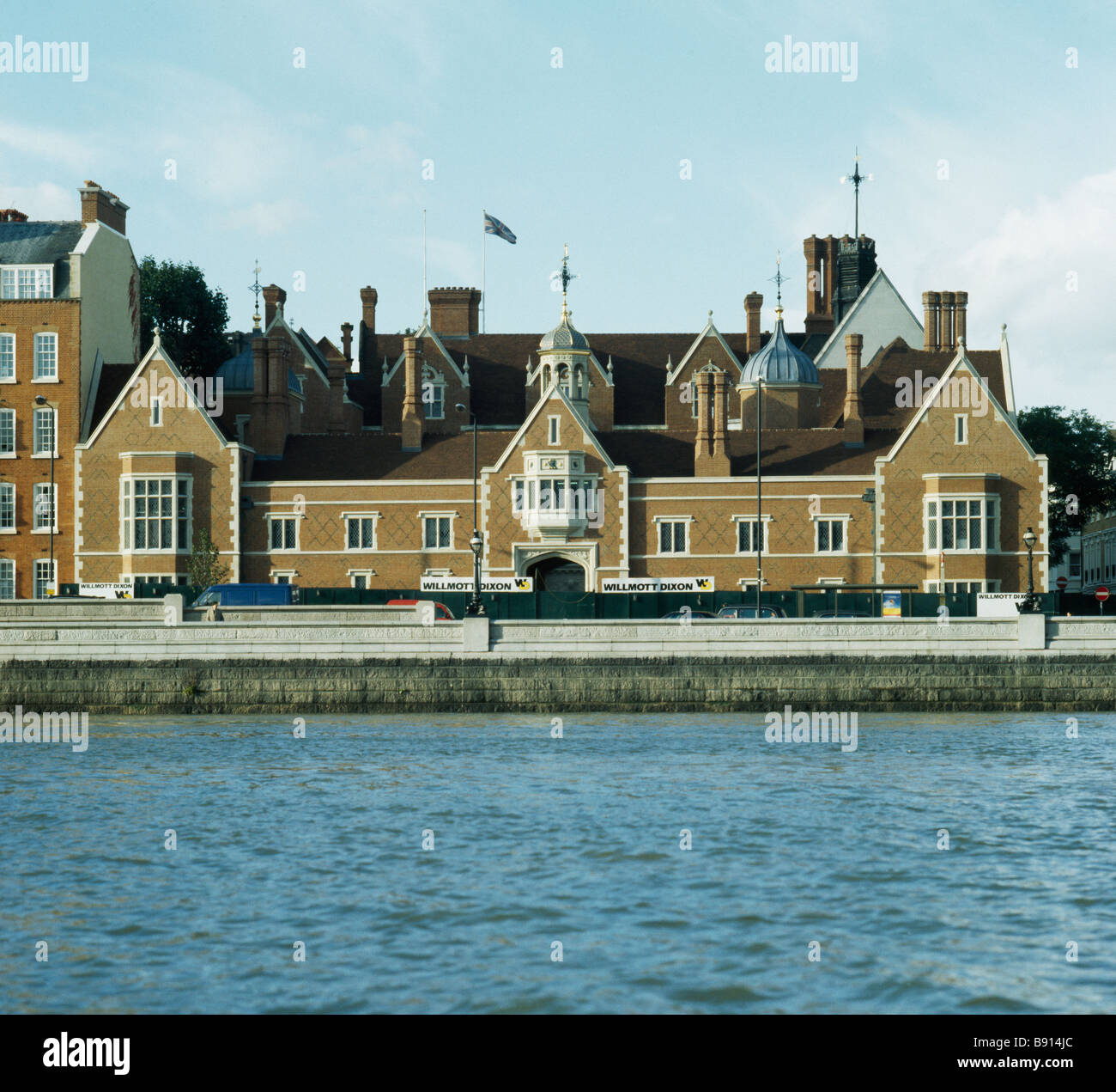 Crosby Hall Chelsea, river Thames, London Stock Photo Alamy