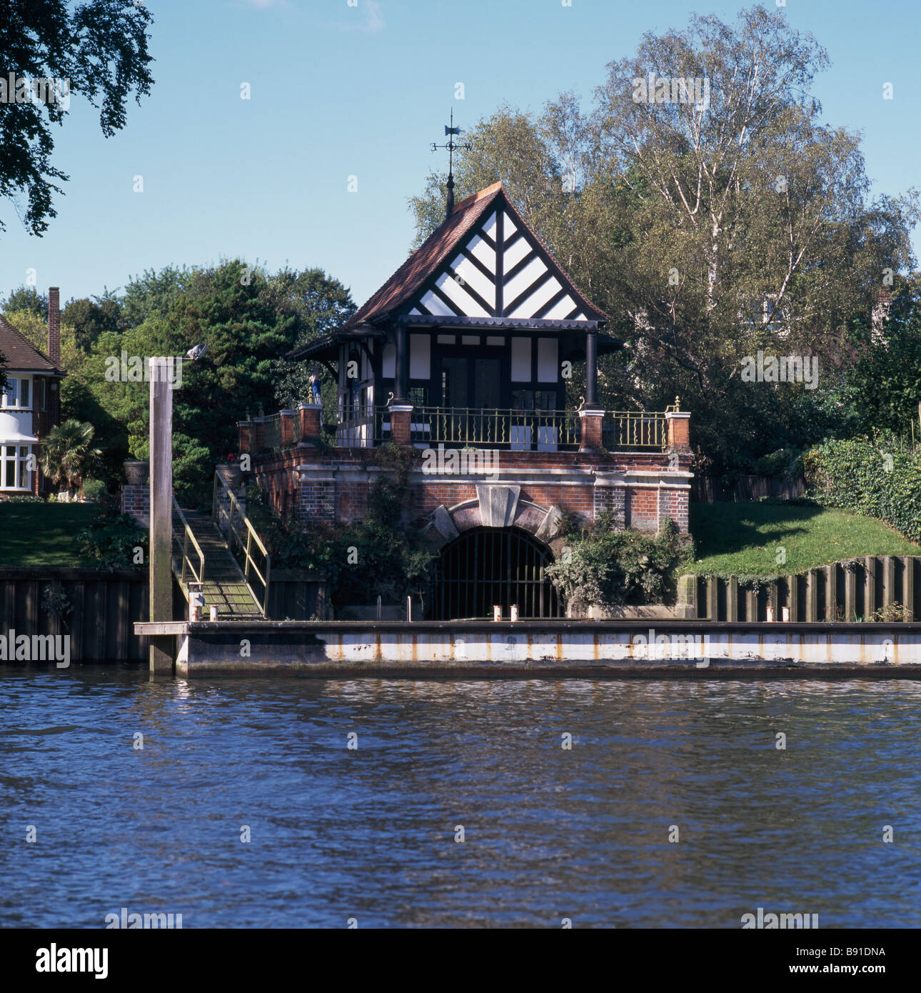 River Thames at Teddington Middlesex, riverside house and boathouse