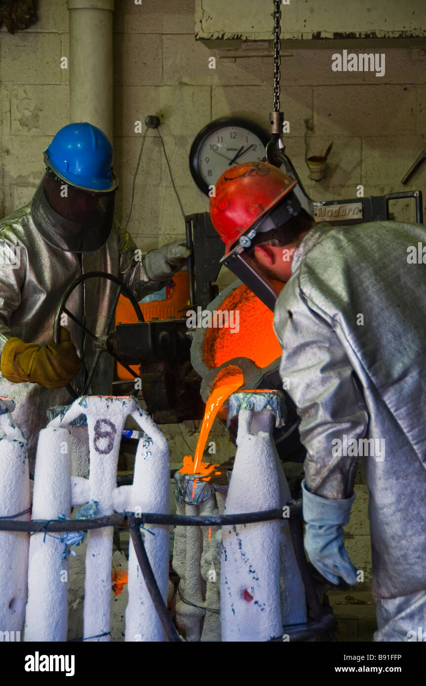 Foundry pour hires stock photography and images Alamy