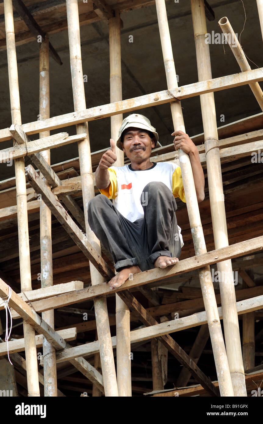 Construction workers bali indonesia hi-res stock photography and images -  Alamy