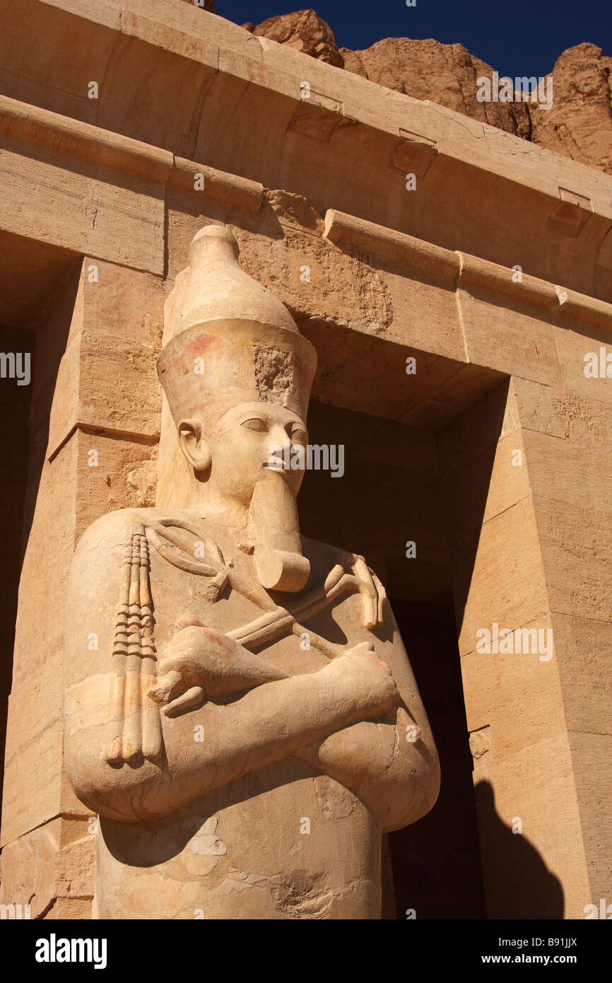 Osiris pillar, close up, Mortuary Temple of Queen Hatshepsut, 'Deir el-Bahri', 'West Bank', Luxor, Egypt Stock Photo