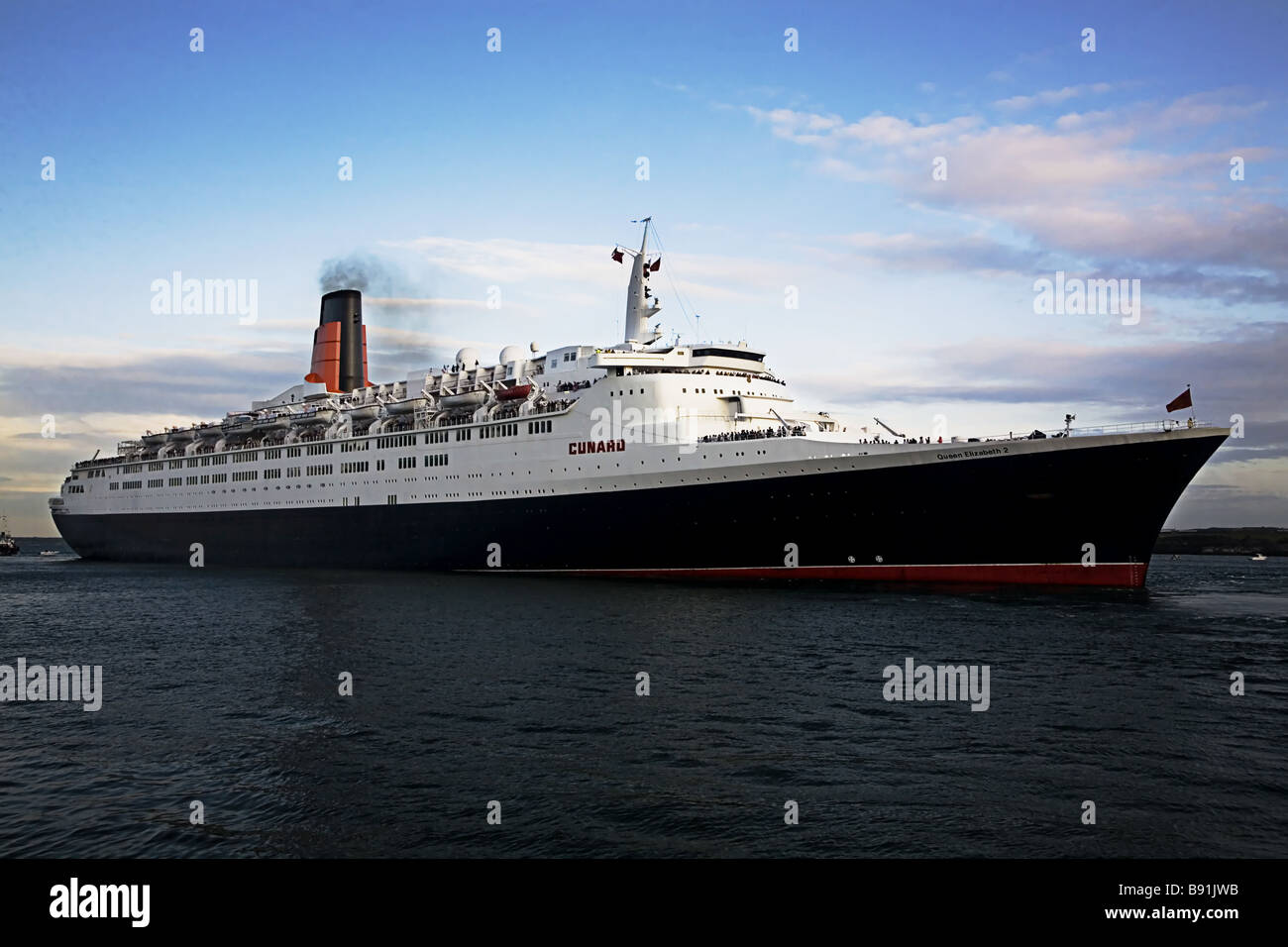 Queen elisabeth ii liner hires stock photography and images Alamy