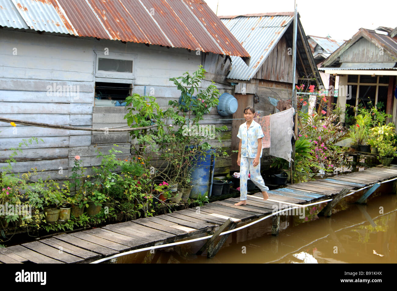 pontianak sesat dalam kampung