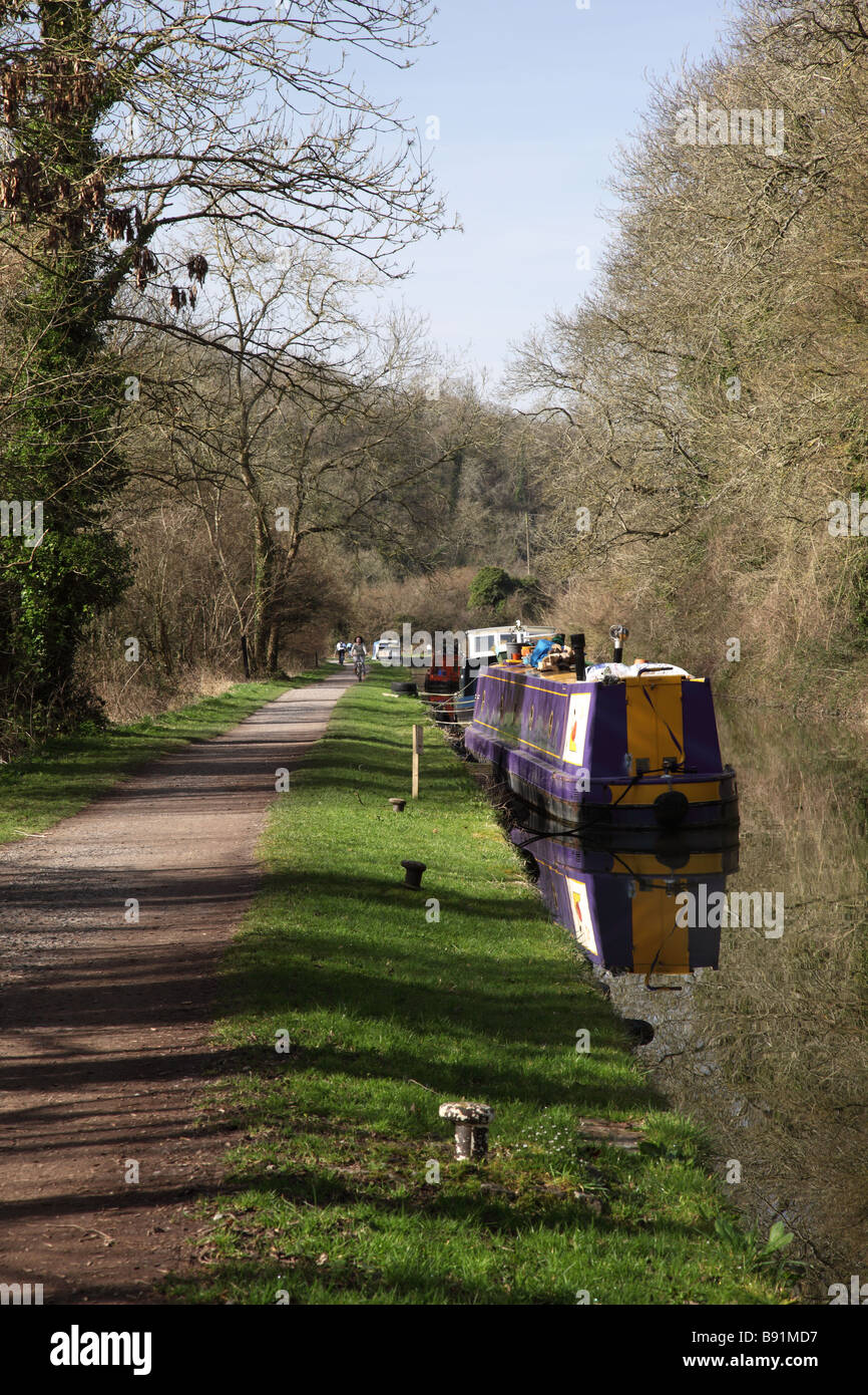 The Kennet and Avon canal, Avoncliff, Nr Bradford on Avon, Wiltshire, England, UK Stock Photo