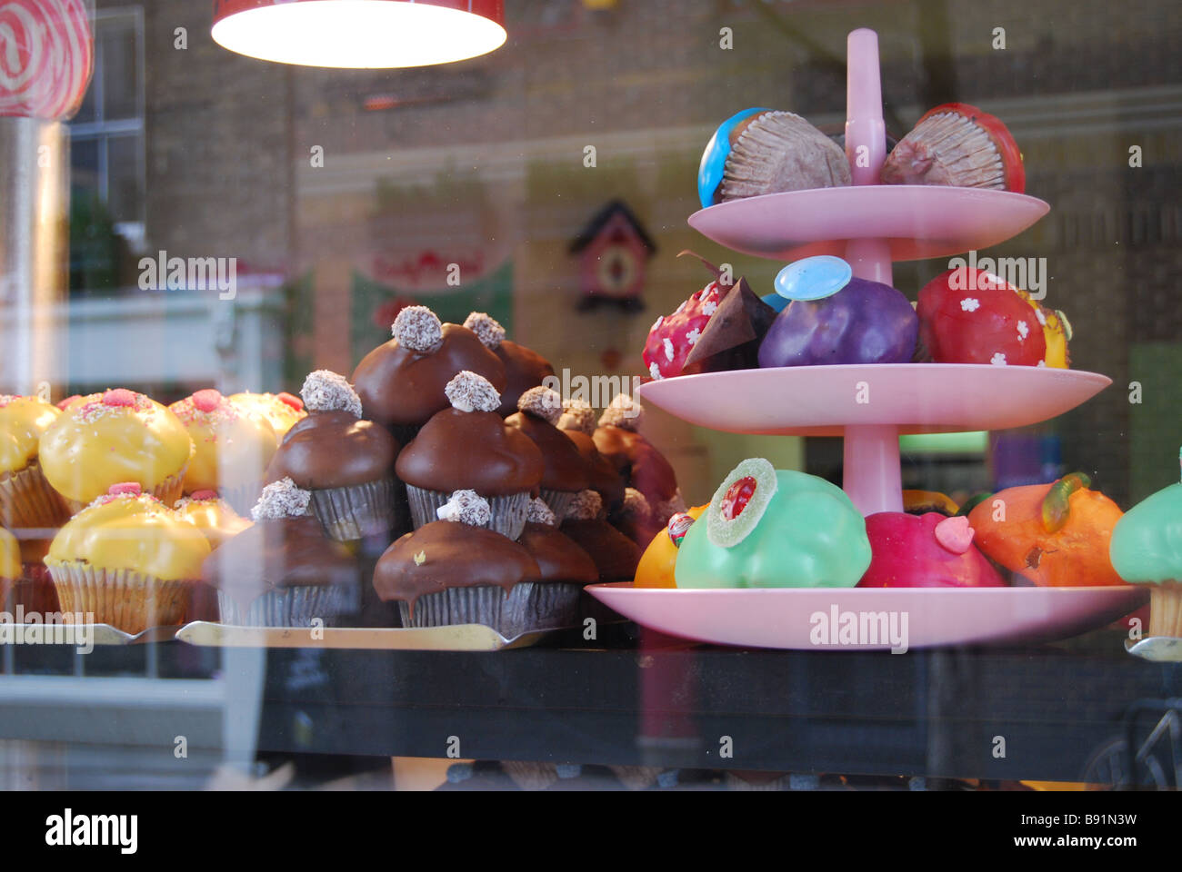 Shop muffin sweet london muffins hires stock photography and images