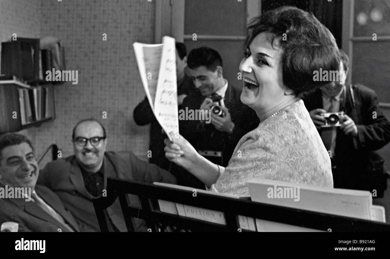 Zara Dolukhanova People s Artist of the Russian SFSR and Armenian SSR  answering journalists questions after being awarded the Stock Photo - Alamy