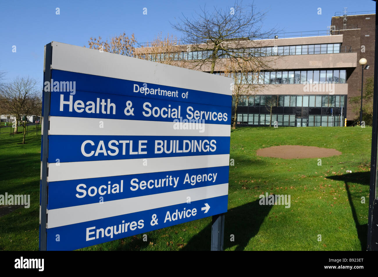 Sign at front of Castle Buildings, Stormont Stock Photo
