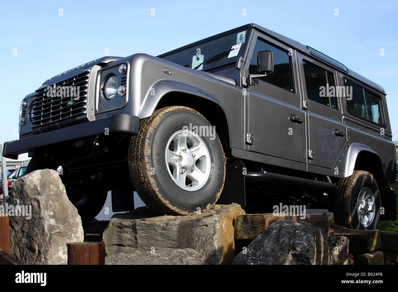 A Stratstone Land Rover dealership in a U.K. city Stock Photo - Alamy