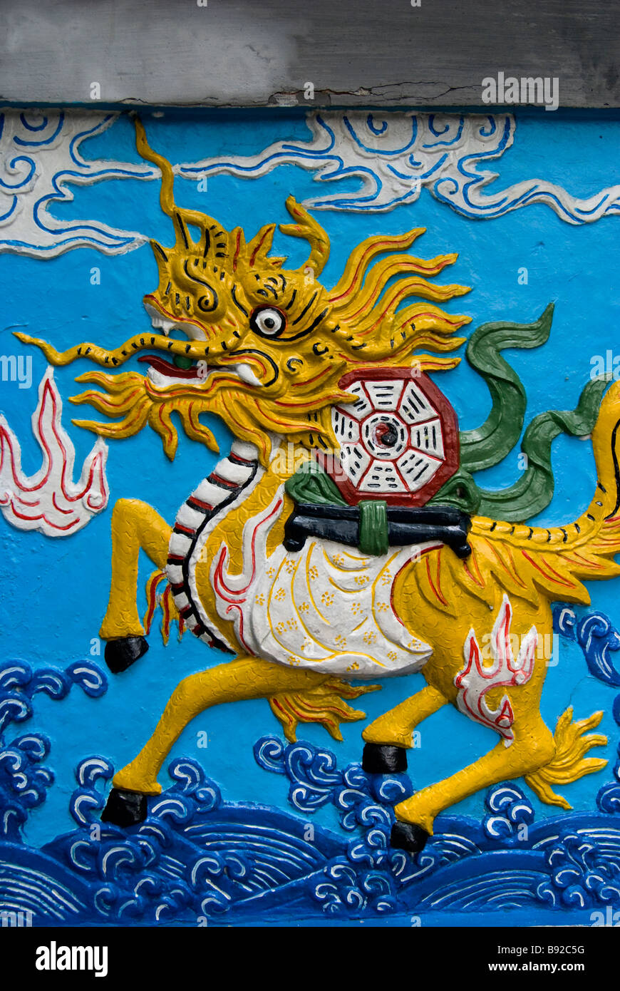 Chinese dragon painting hi-res stock photography and images - Alamy