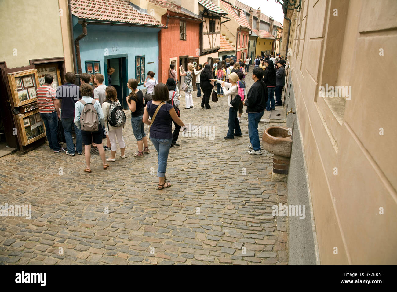 The Golden Lane a 16th century tradesmen s quarter in Prague Castle Prazsky Hrad Prague Czech Republic Stock Photo