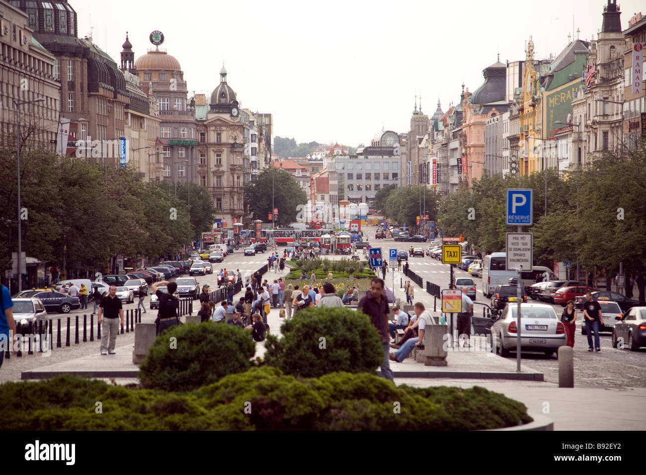 Vaclavske namesti hi-res stock photography and images - Alamy