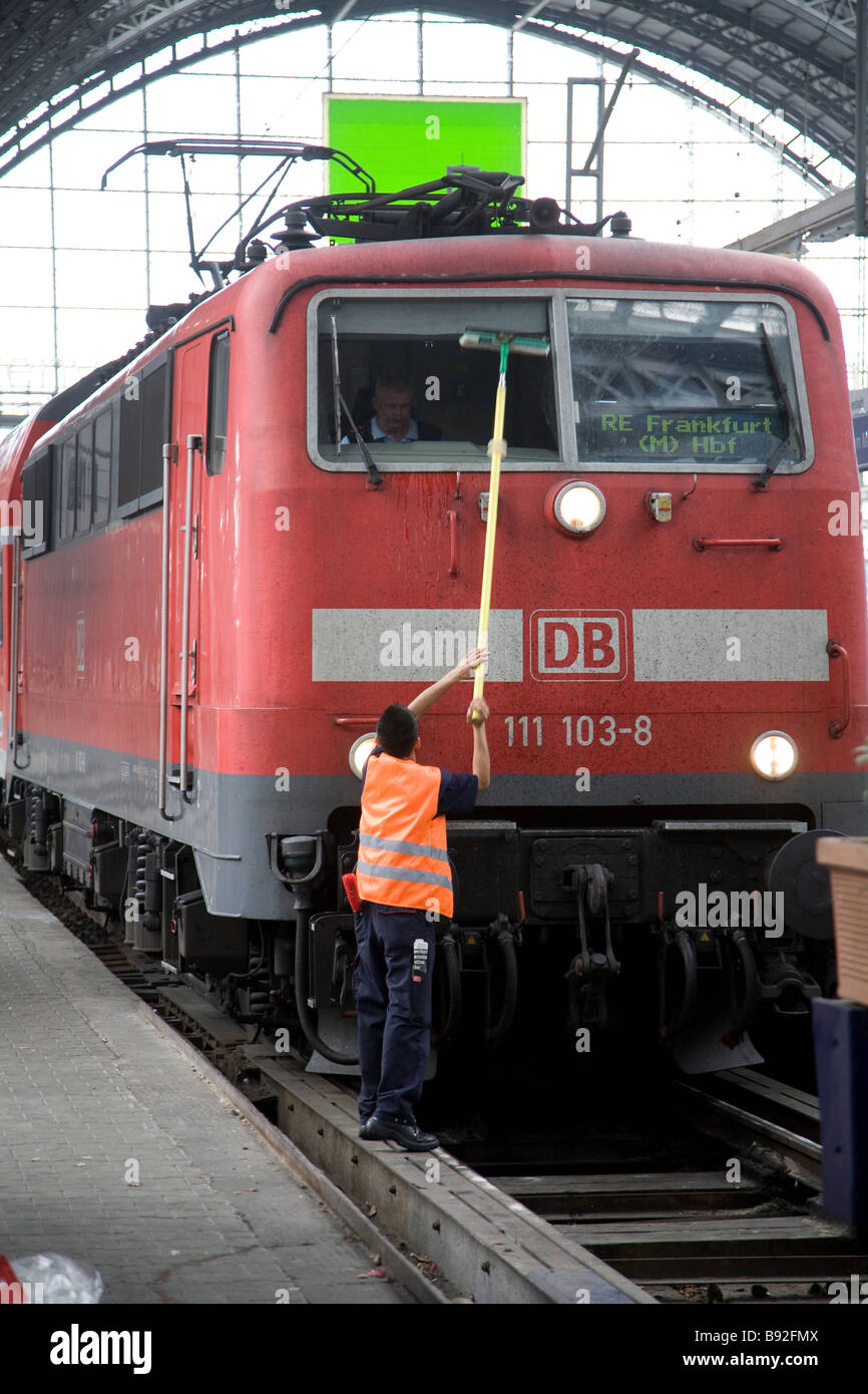 Train having its windows cleaned at the Hauptbahnhof train station in ...
