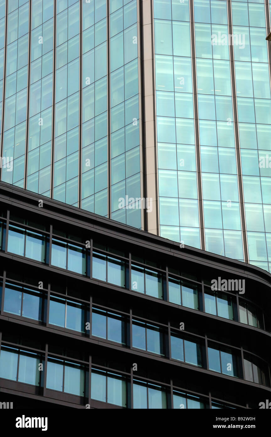 Modern glass building hi-res stock photography and images - Alamy