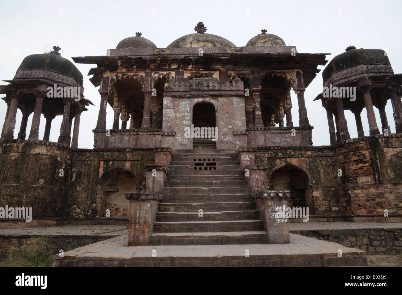 Cenotaph of Thirty Two Pillars in Ranthambore Fort Rajasthan India Stock Photo